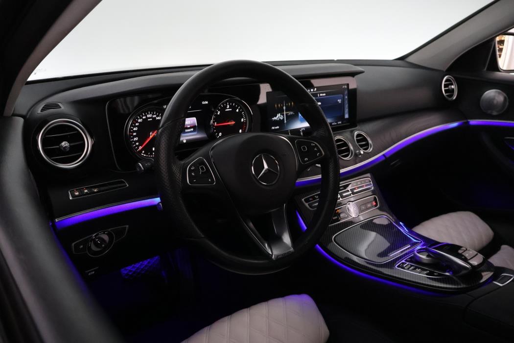 MERCEDES-BENZ E 2017