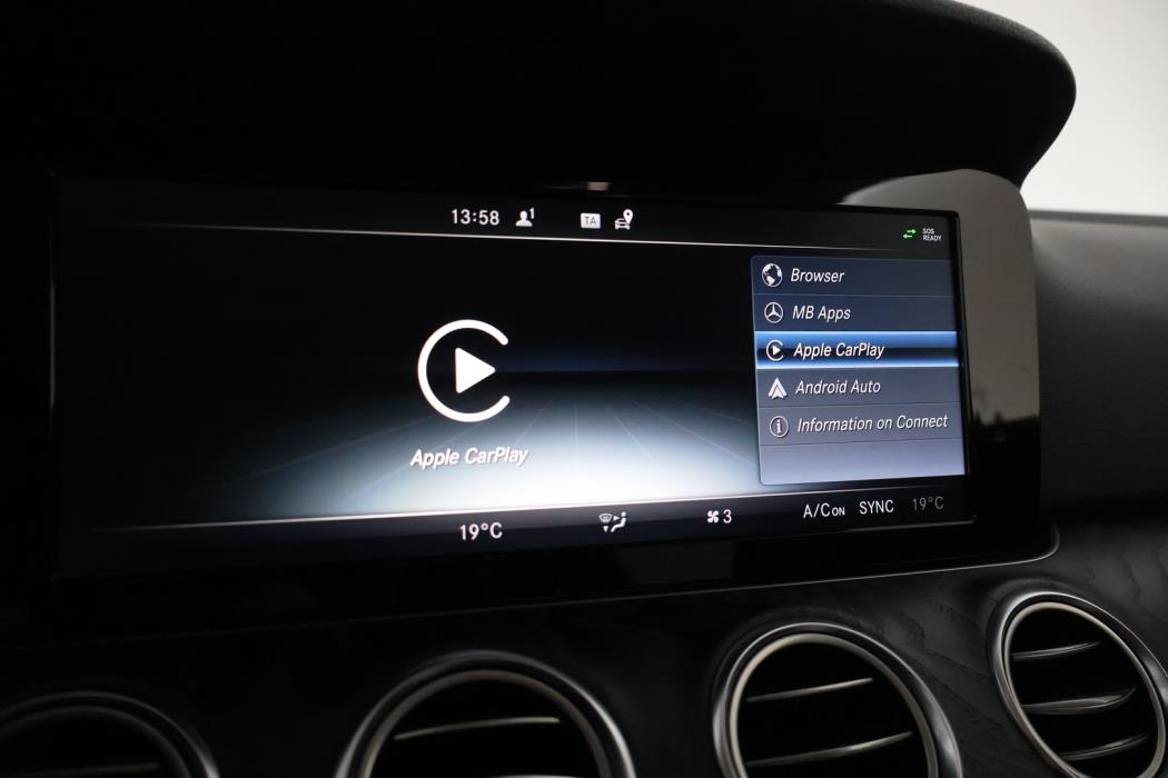 MERCEDES-BENZ E 2017