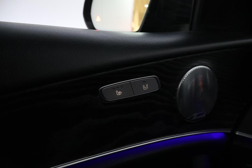 MERCEDES-BENZ E 2017