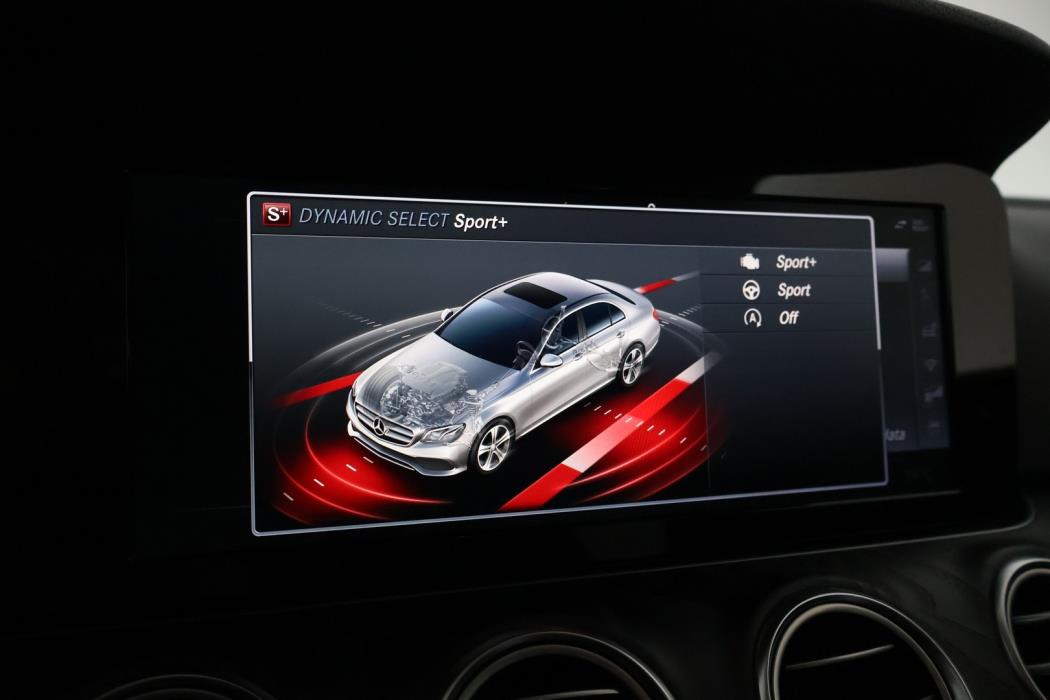 MERCEDES-BENZ E 2017