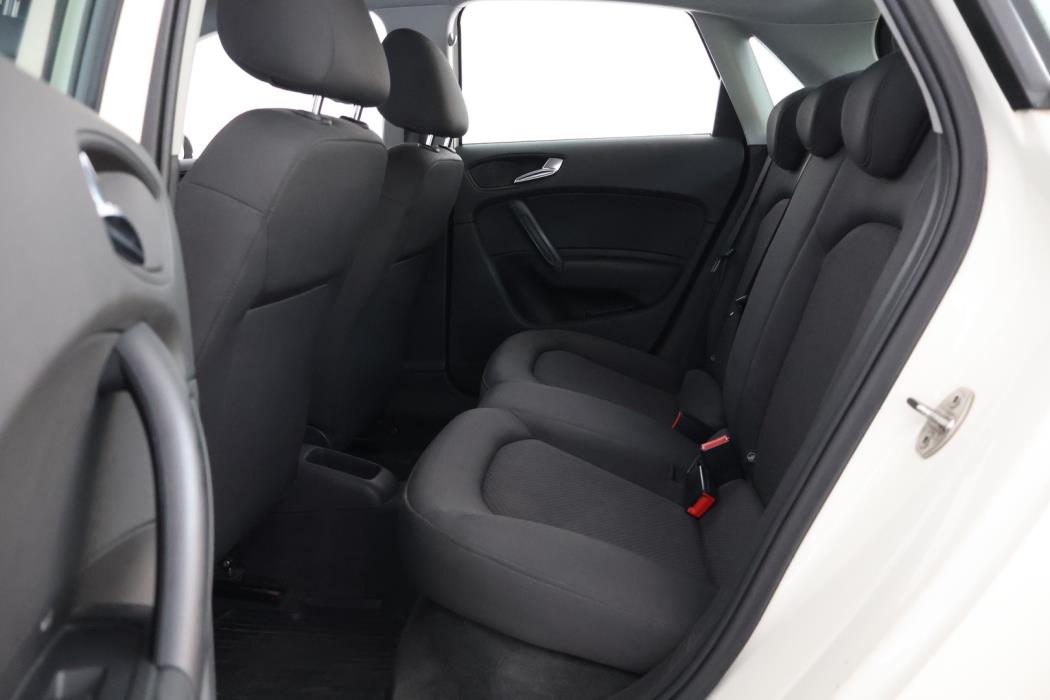 AUDI A1 2012