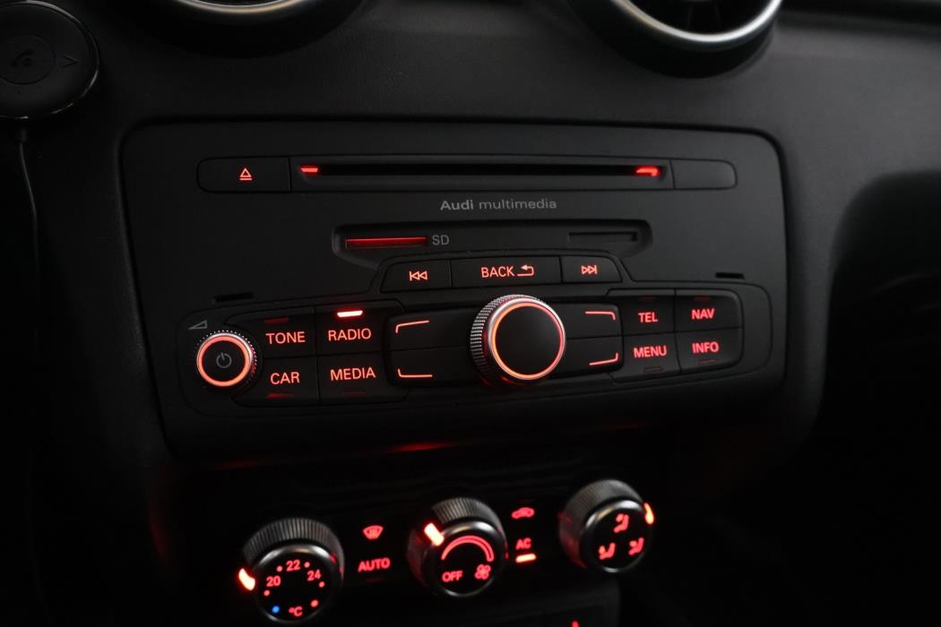 AUDI A1 2012