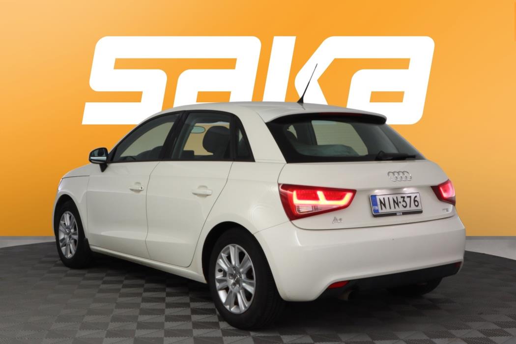 AUDI A1 2012