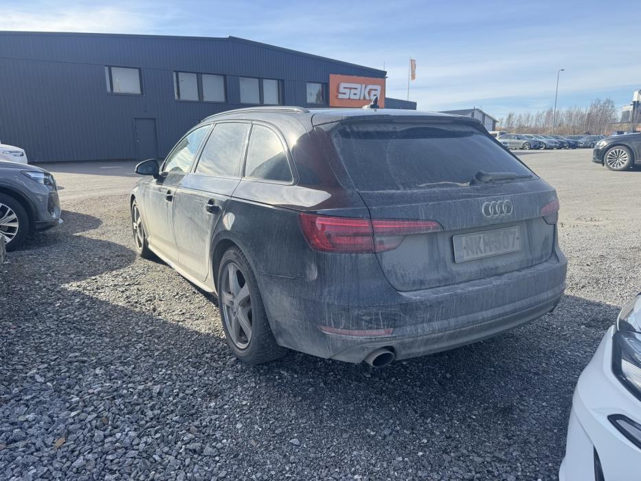 AUDI A4 2016