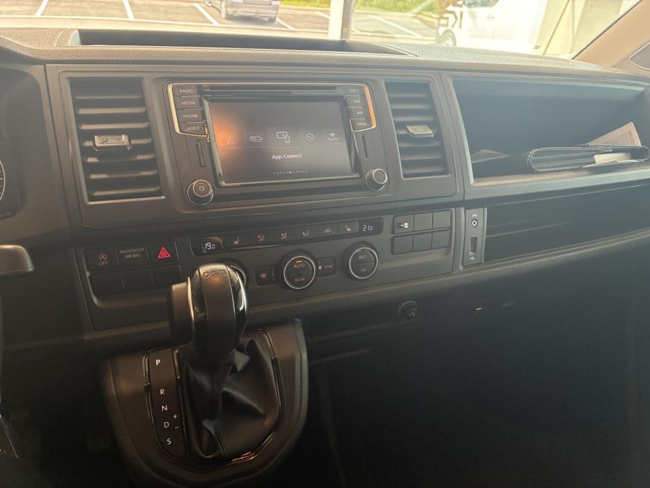VOLKSWAGEN Caravelle 2019