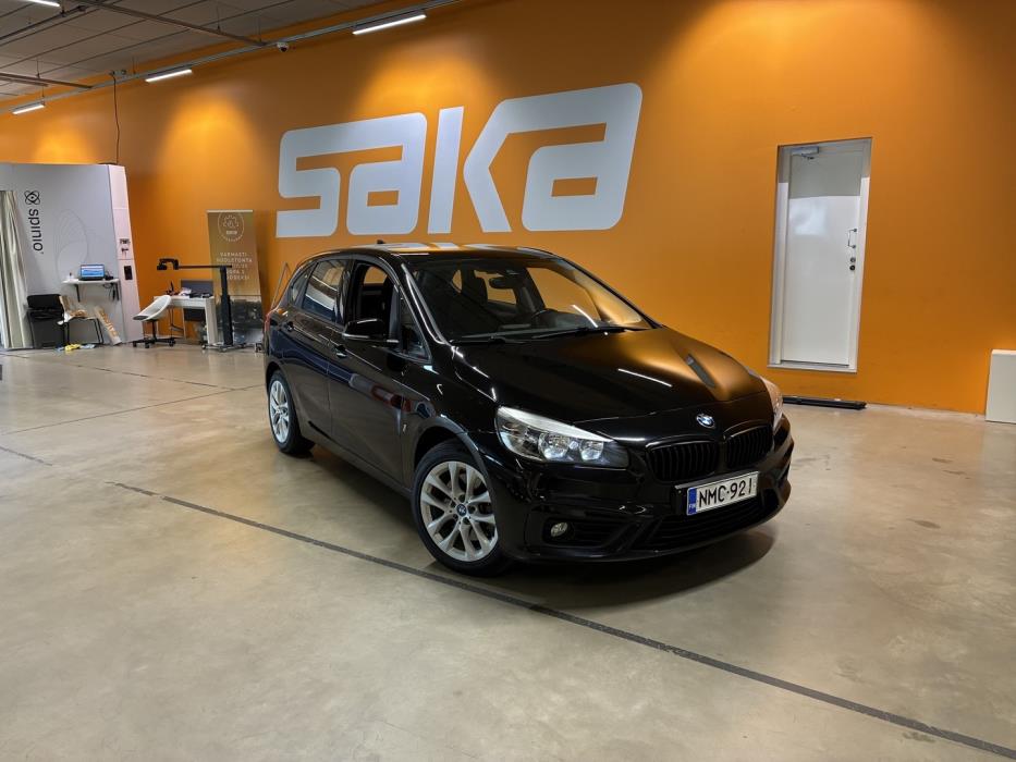 BMW 225 2017