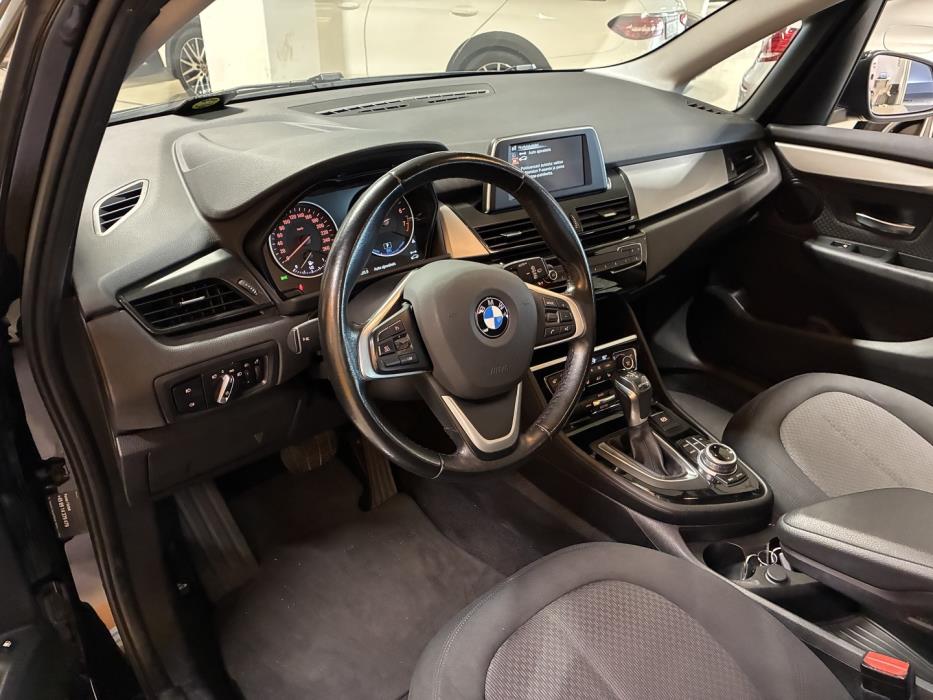 BMW 225 2017