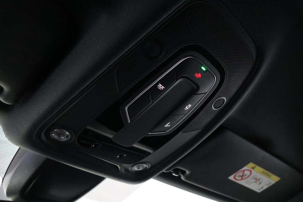 AUDI A4 2021
