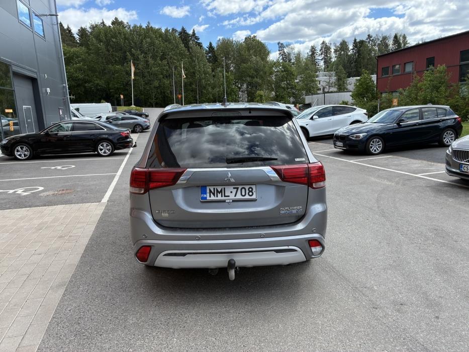 MITSUBISHI Outlander 2019
