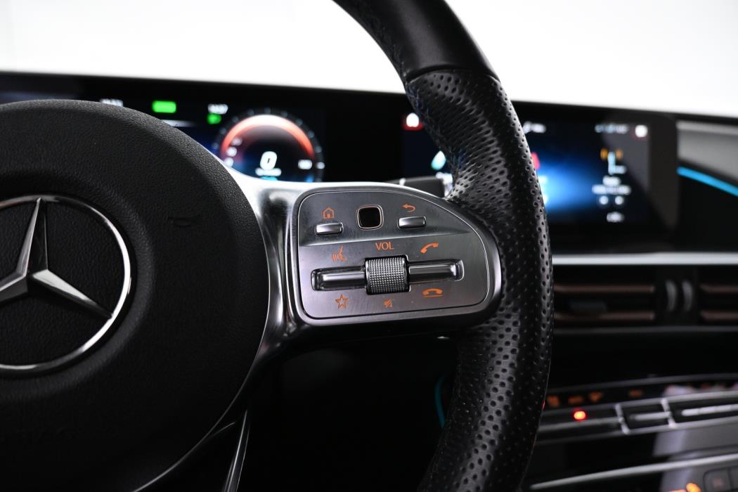 MERCEDES-BENZ EQC 2022