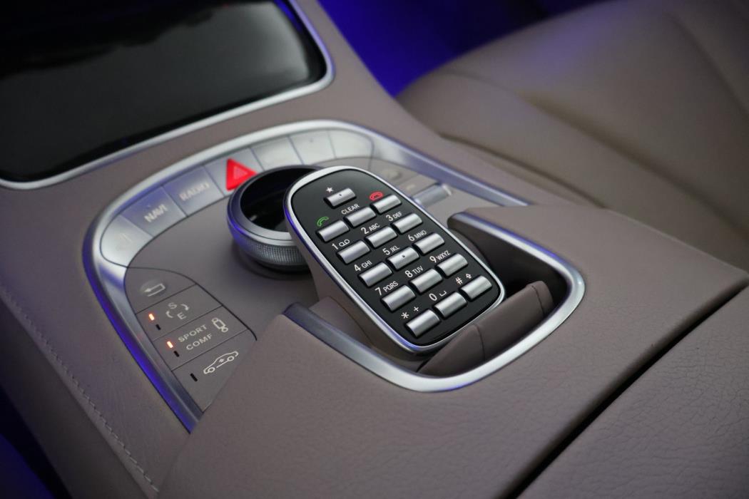 MERCEDES-BENZ S 2015