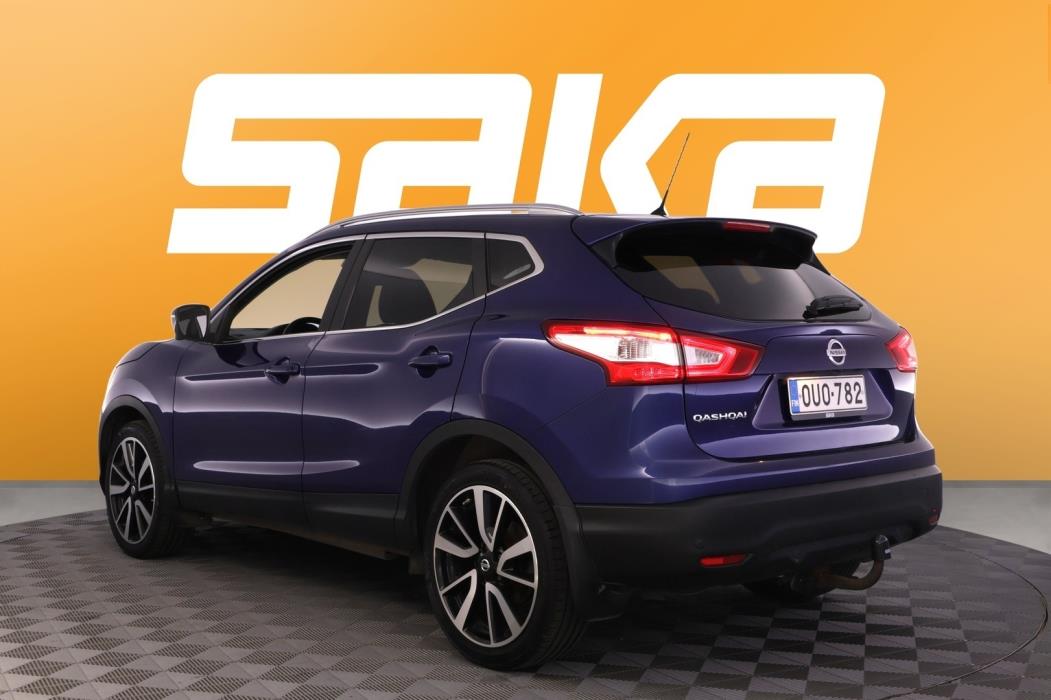NISSAN Qashqai 2015