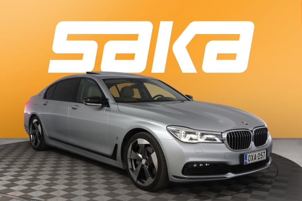 BMW 740 2018
