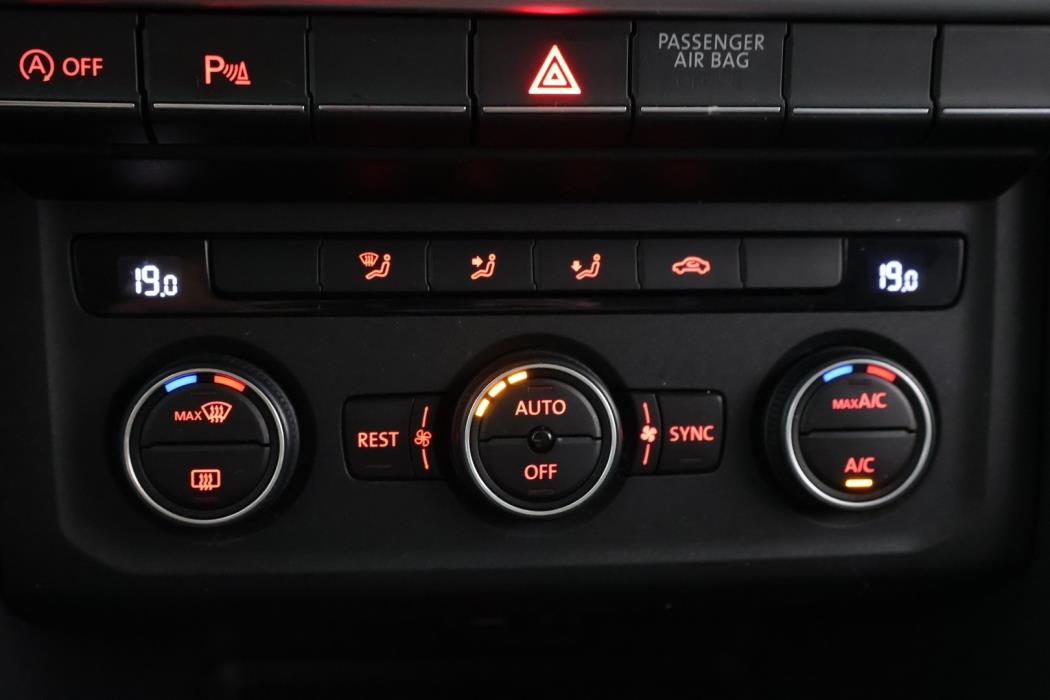 VOLKSWAGEN Amarok 2019