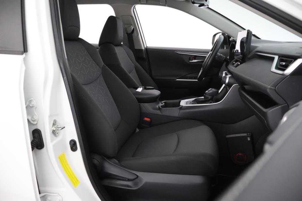 TOYOTA RAV4 2023