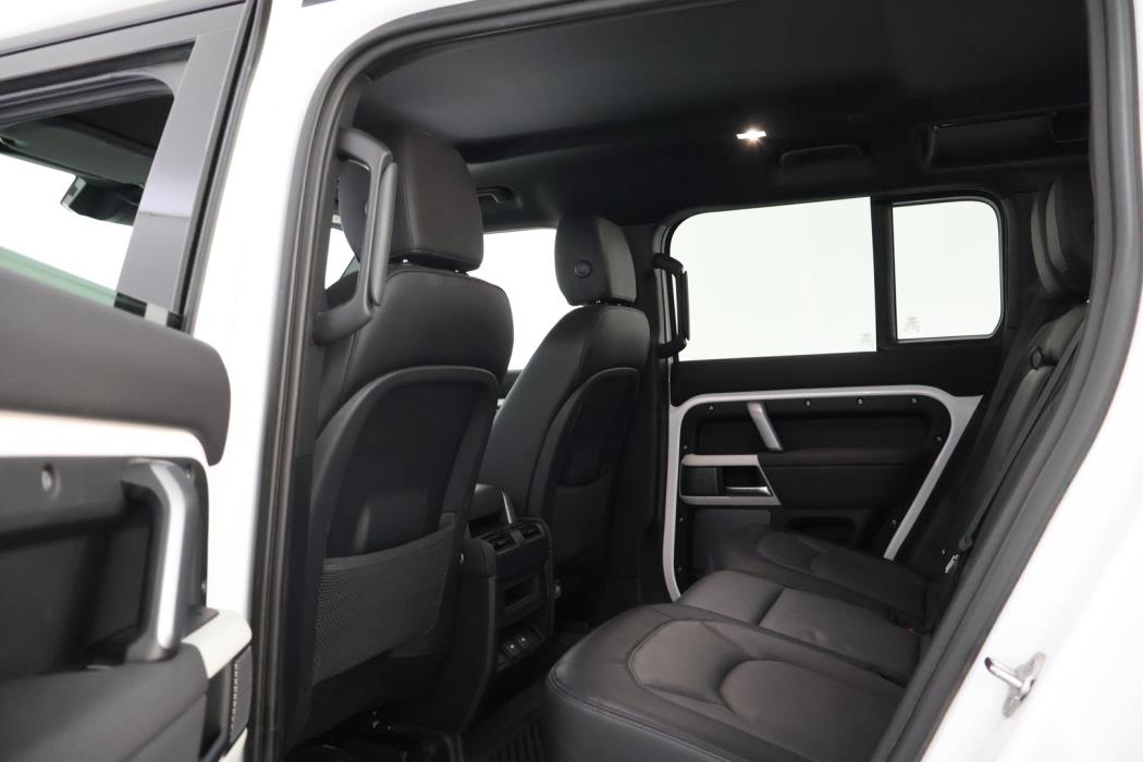 LAND ROVER Defender 2023
