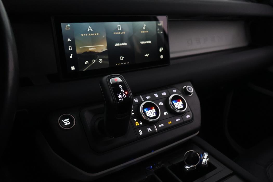 LAND ROVER Defender 2023