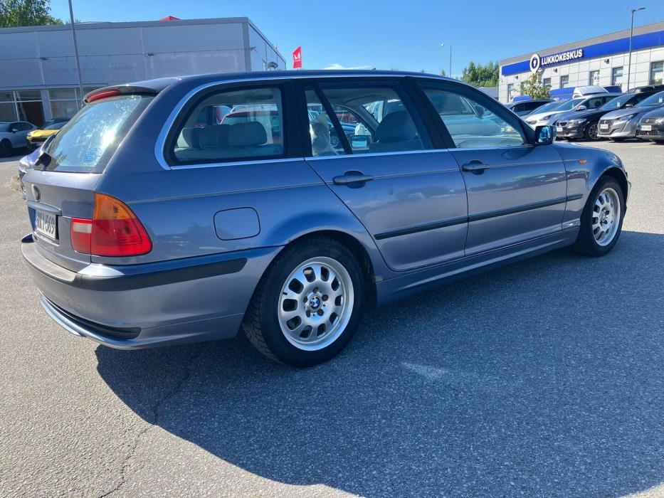 BMW 320 2002