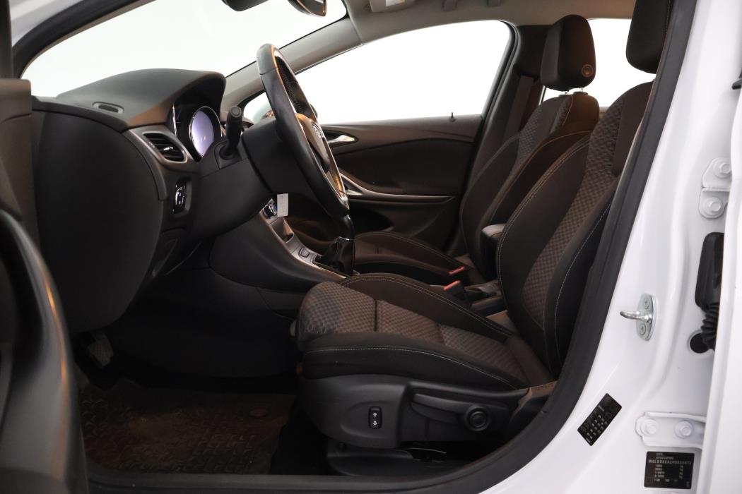 OPEL Astra 2017