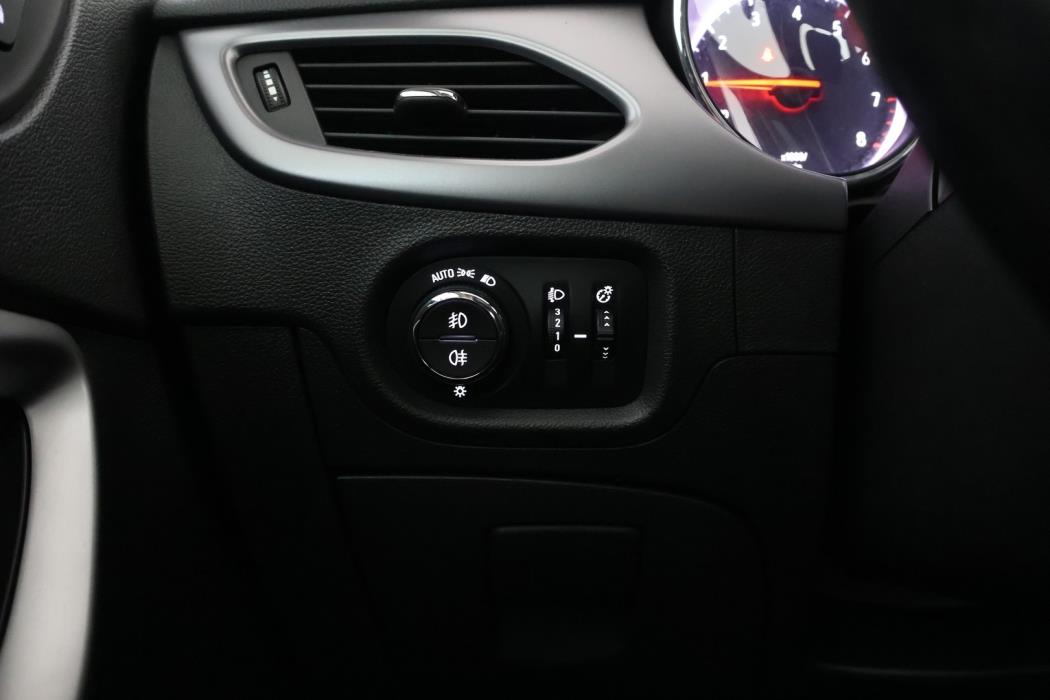 OPEL Astra 2017