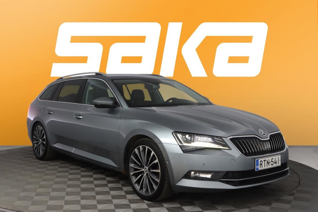 SKODA Superb 2016
