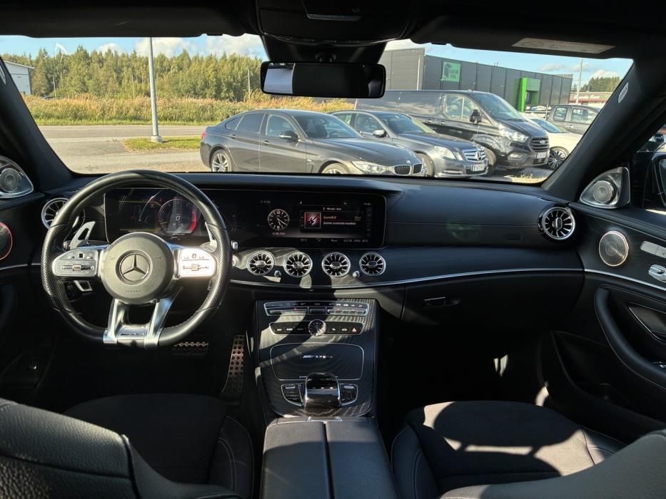 MERCEDES-BENZ E 2019