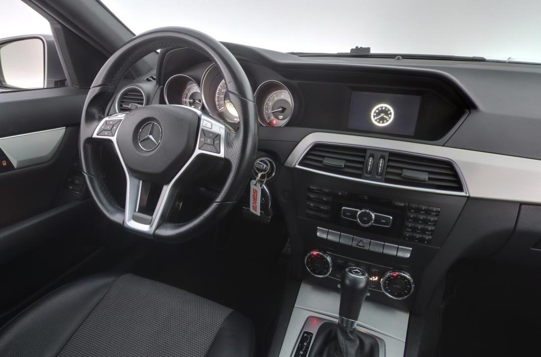 MERCEDES-BENZ C 2012