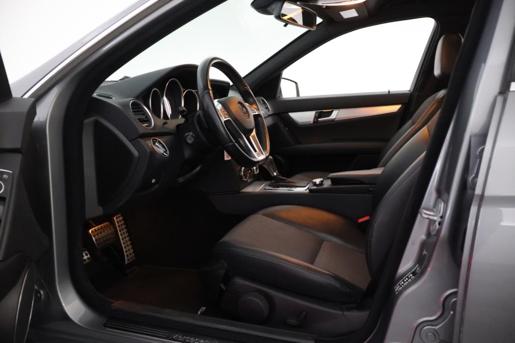 MERCEDES-BENZ C 2012