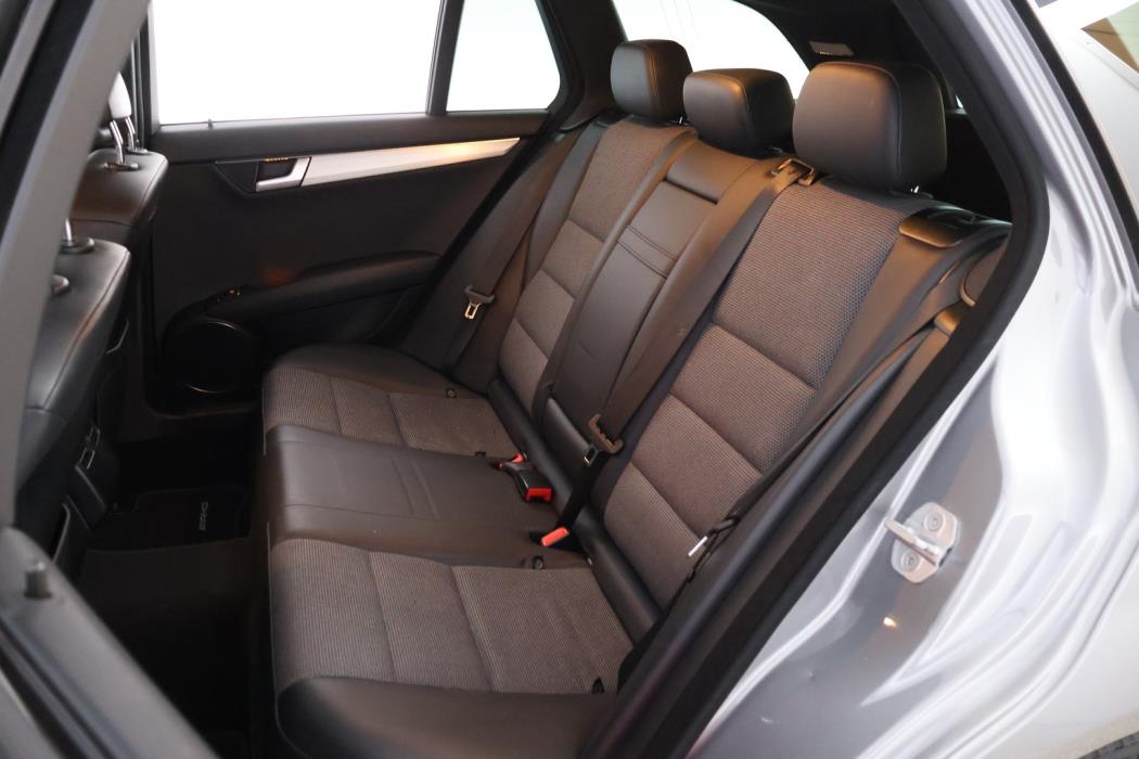 MERCEDES-BENZ C 2012