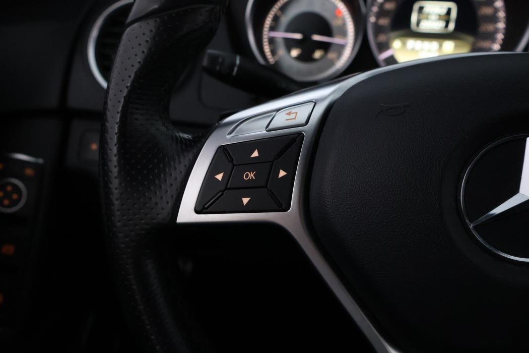 MERCEDES-BENZ C 2012