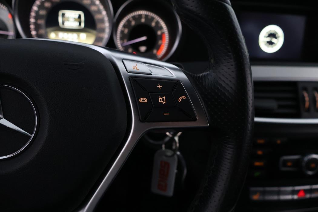MERCEDES-BENZ C 2012