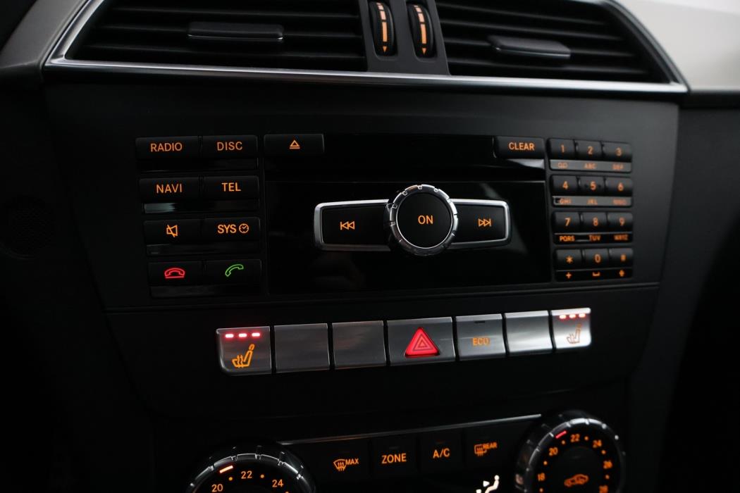 MERCEDES-BENZ C 2012