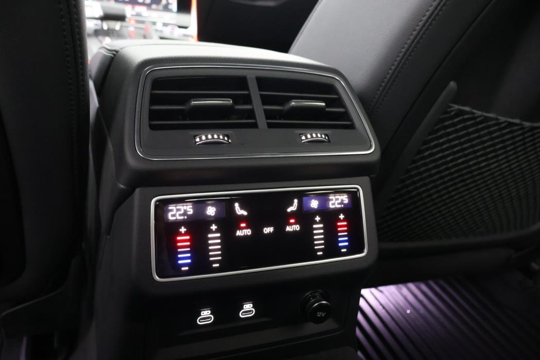 AUDI A7 2024