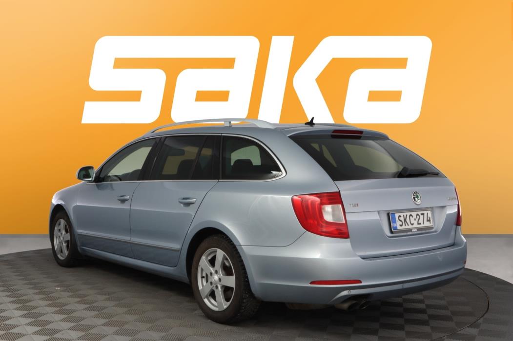 SKODA Superb 2010