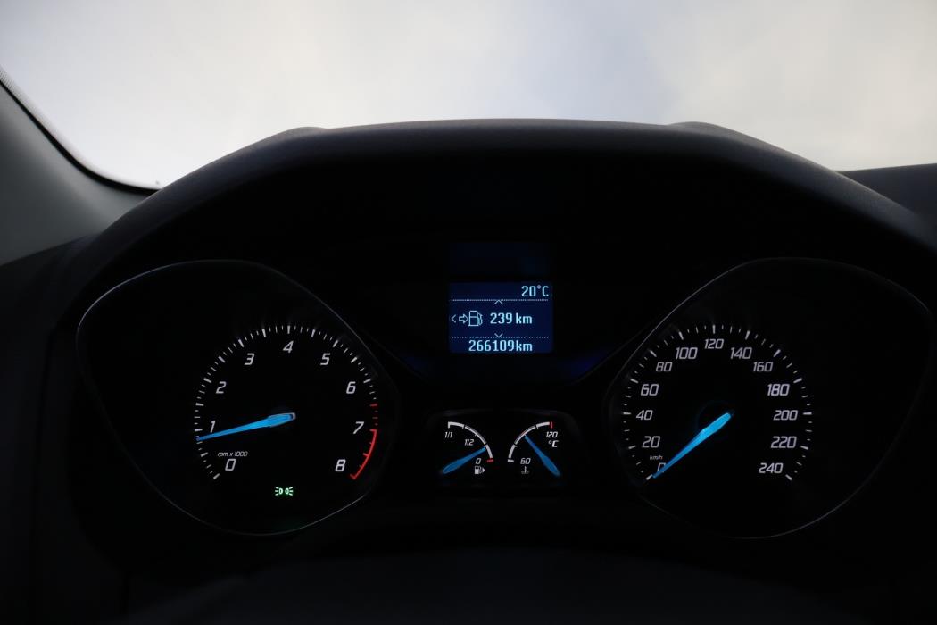 FORD Focus 2012