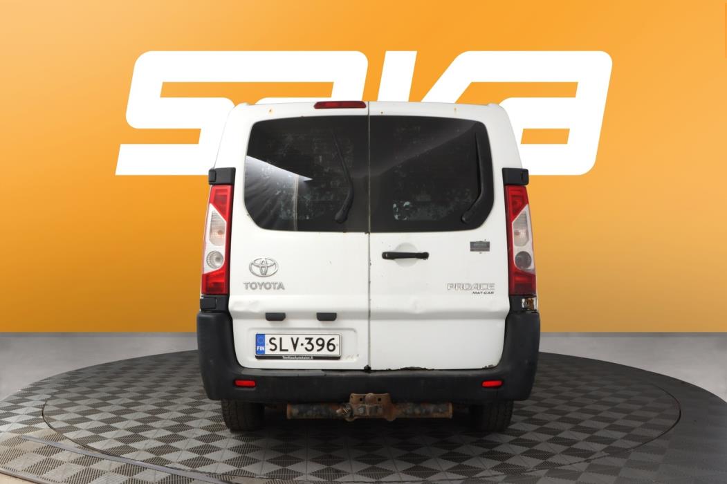 TOYOTA Proace 2016