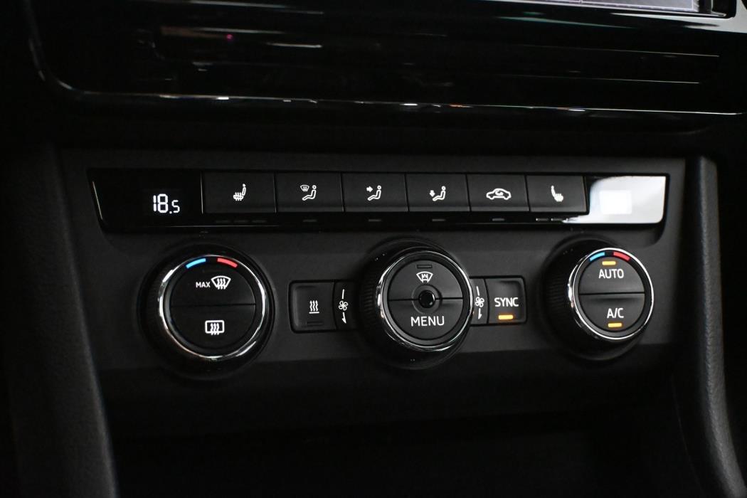 SKODA Superb 2018