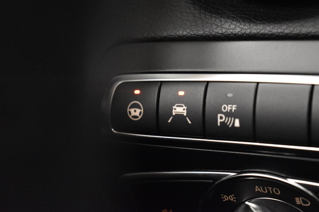 MERCEDES-BENZ GLC 2018