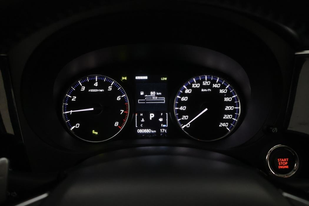 MITSUBISHI Outlander 2018