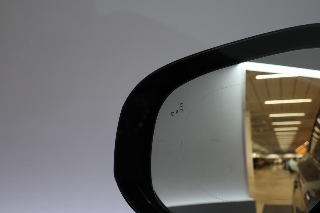 MITSUBISHI Outlander 2018