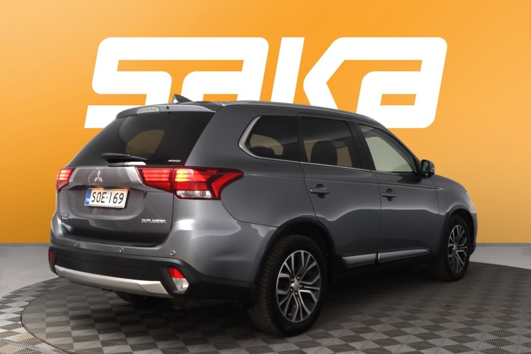 MITSUBISHI Outlander 2018