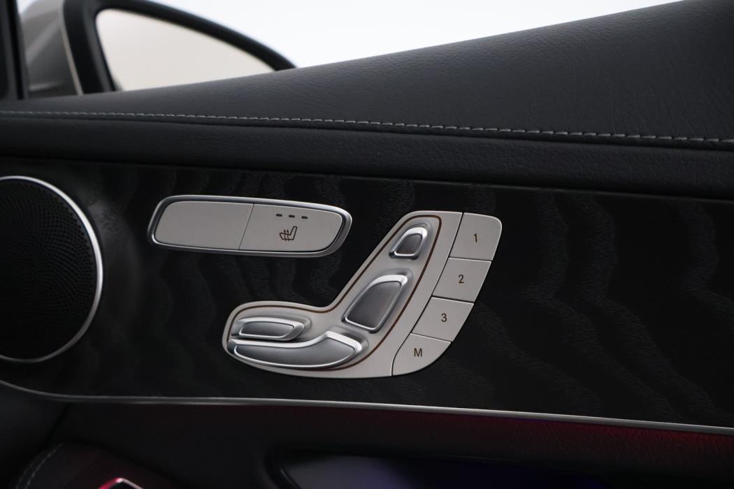 MERCEDES-BENZ GLC 2022