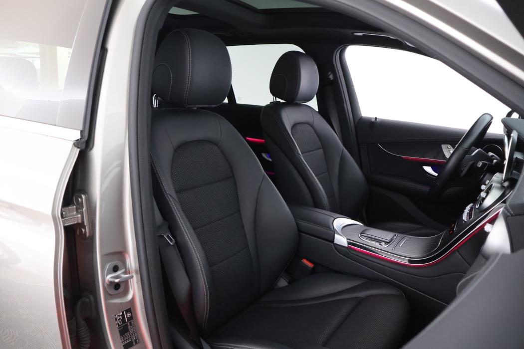 MERCEDES-BENZ GLC 2022