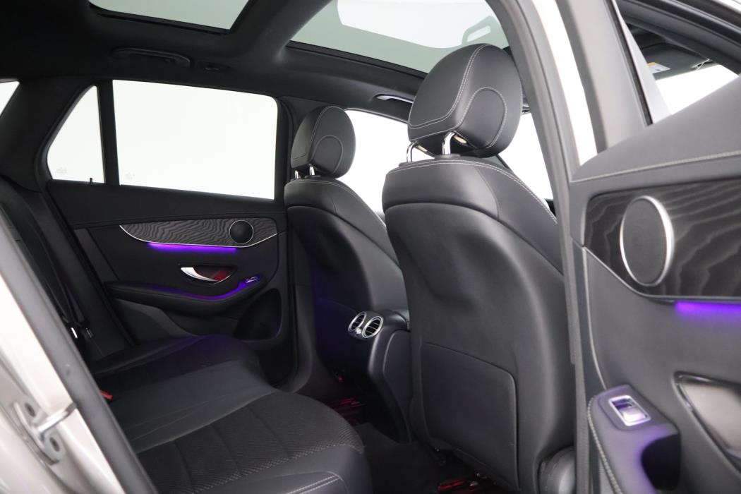 MERCEDES-BENZ GLC 2022