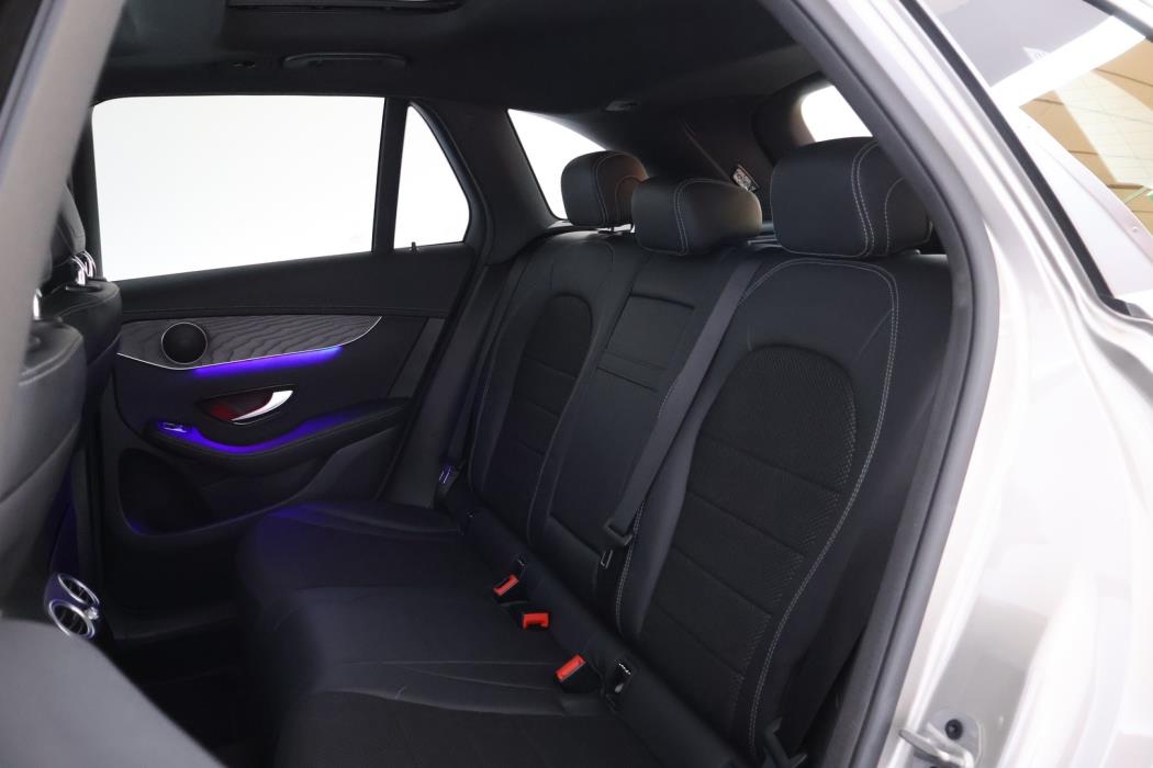 MERCEDES-BENZ GLC 2022