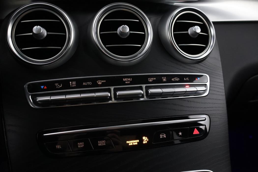 MERCEDES-BENZ GLC 2022