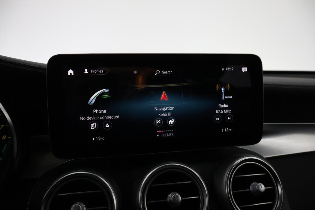 MERCEDES-BENZ GLC 2022