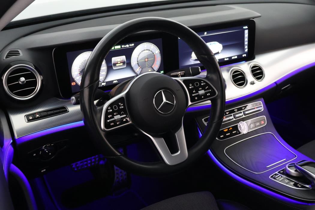 MERCEDES-BENZ E 2020