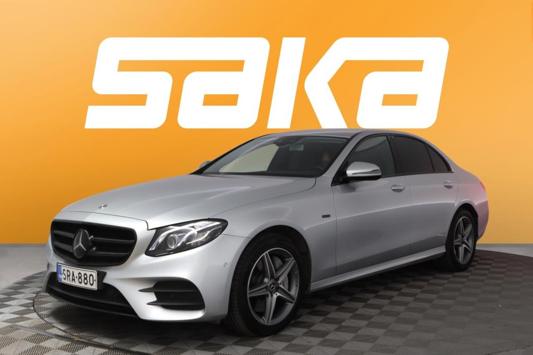 MERCEDES-BENZ E 2020