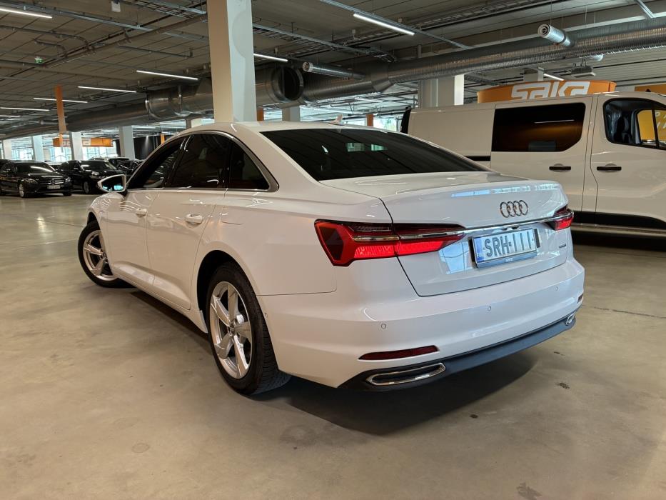 AUDI A6 2021